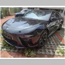 Second-hand Nezha S with cool appearance 2022 pure electric 650 four-wheel drive large version