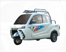 A large-sized electric pickup truck is a great helper for your work A large-sized electric pickup truck is a great helper for your work