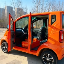 4 Seats Enclosed Electric Patrol Car Small Closed Electric Sightseeing Vehicle For Park Community