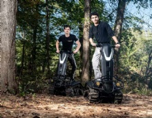 Hot Sale Electric Tracked Vehicle High Performance All Terrain All Season Vehicle for Fun ETV Tank