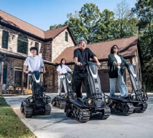Hot Sale Electric Tracked Vehicle High Performance All Terrain All Season Vehicle for Fun ETV Tank